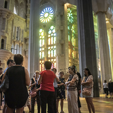 SAGRADA FAMÍLIA WITH GUIDED TOUR AND TOWERS