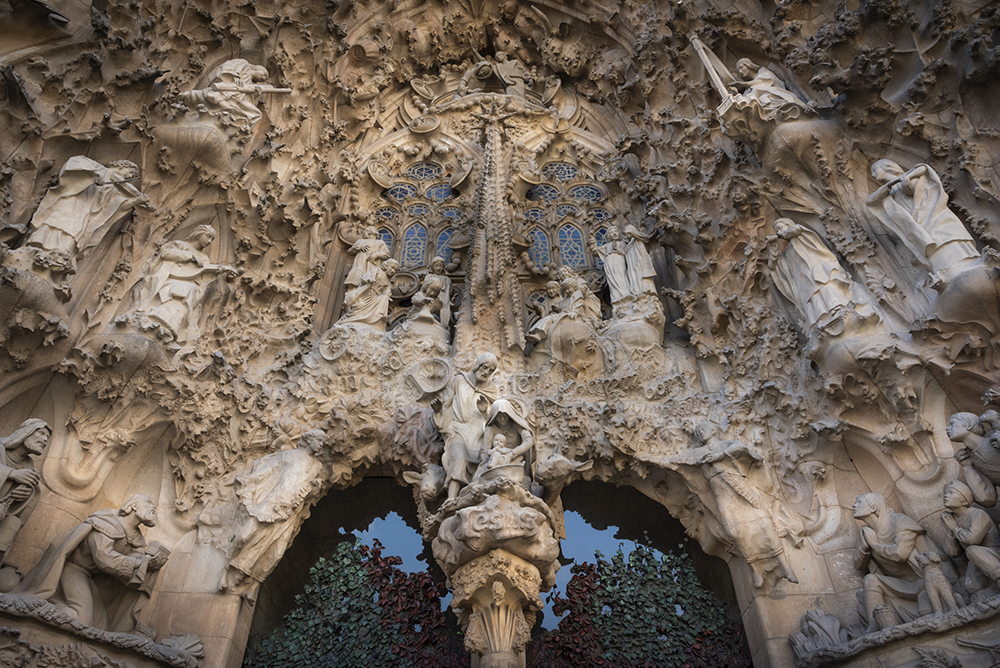 Sculpture groups on the Nativity façade