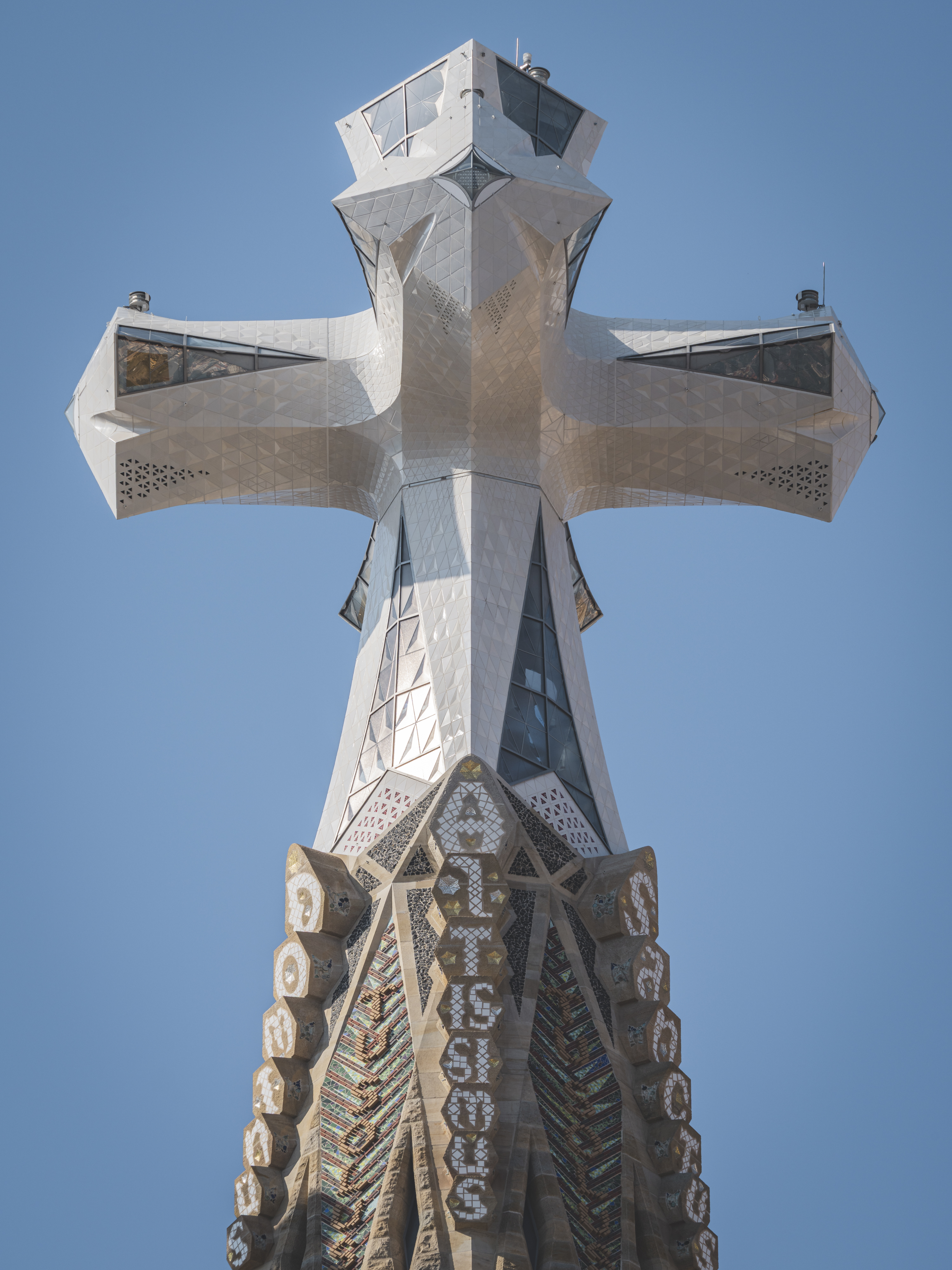 Cross of the tower of Jesus Christ